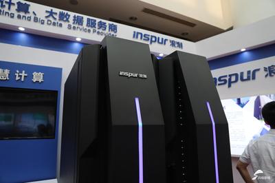 VR、石墨烯等黑科技悉數亮相！快看這個峰會創新成果展上還有啥